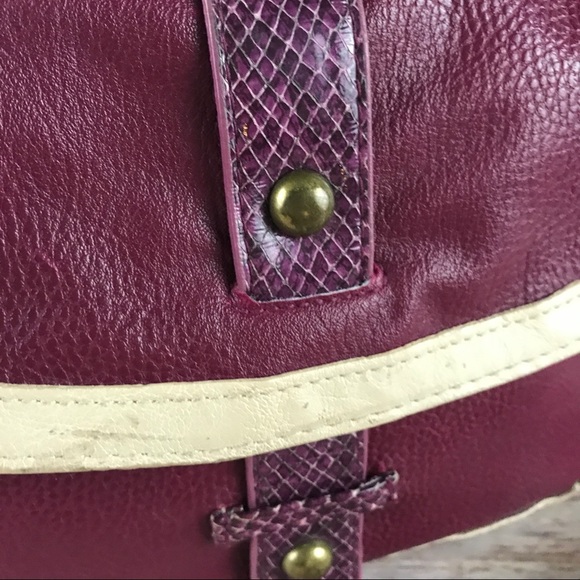 Mini Cross Body Bag - Picture 3 of 4